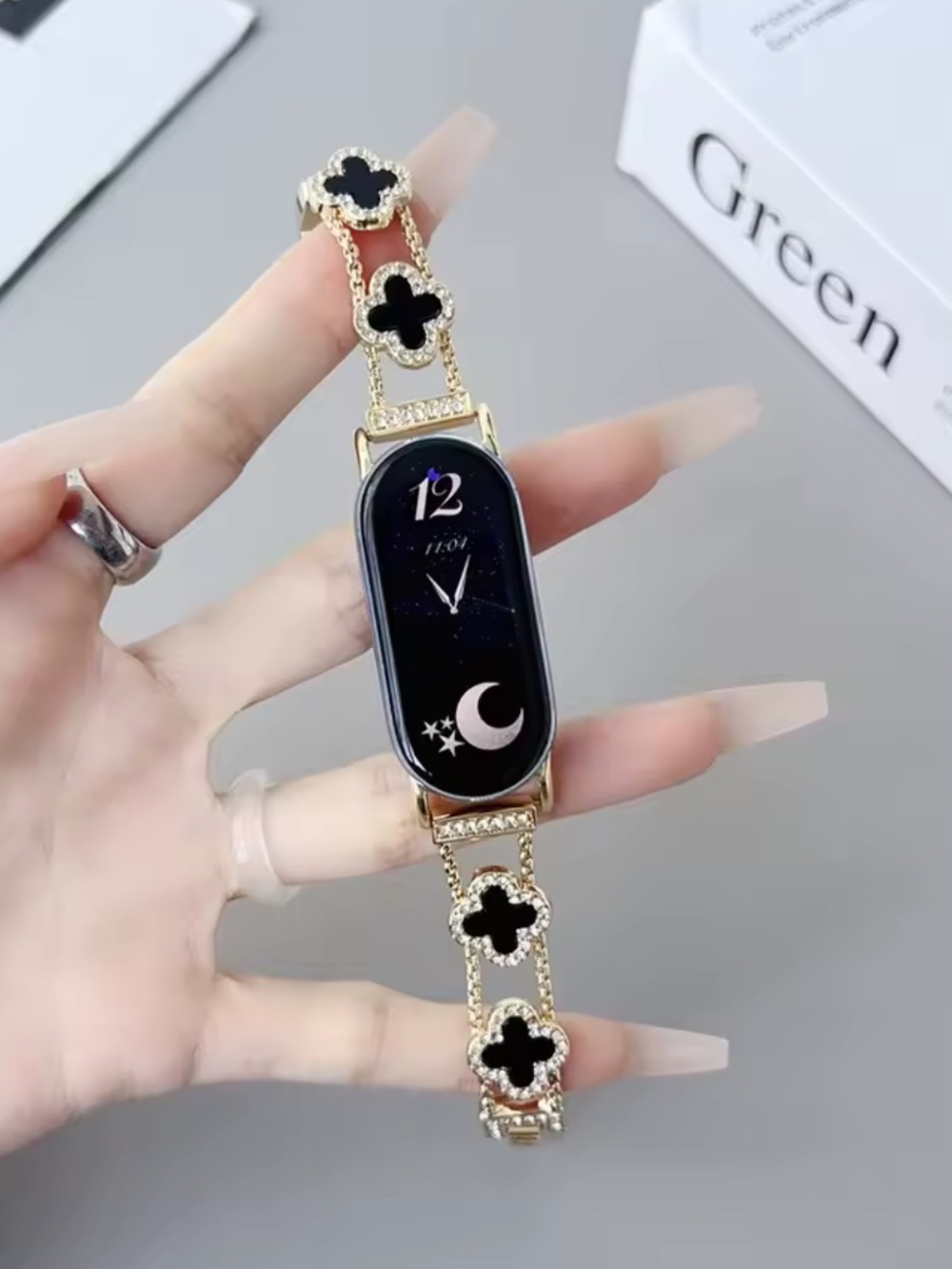 Xiami Mi Gold and Black Clover Link Bracelet Strap